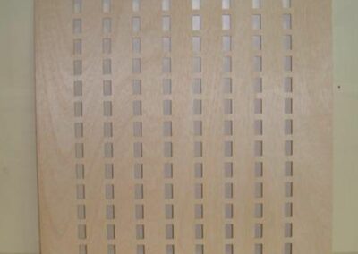 Ofrecemos servicios de corte y fresado por CNC para satisfacer las necesidades de profesionales y aficionados en el mundo de la carpintería y el modelismo
